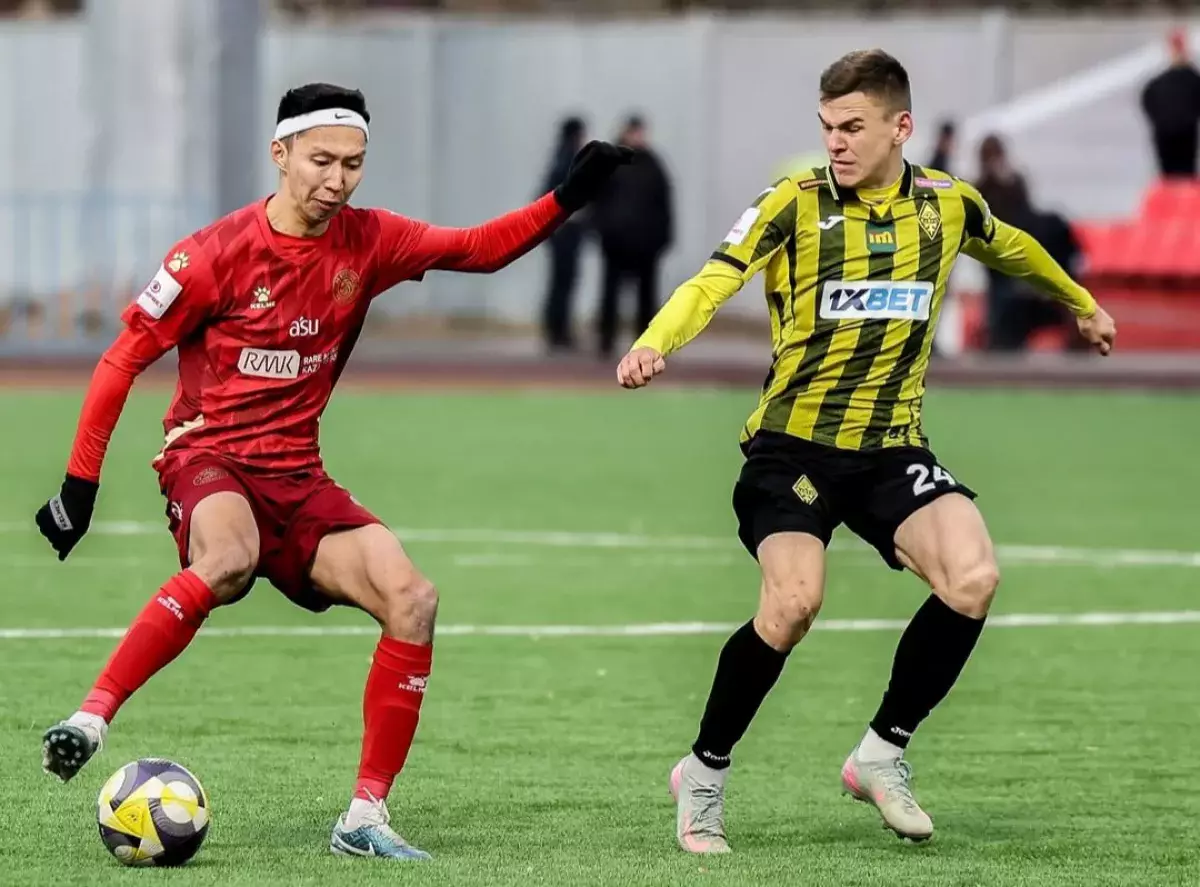 Қос жартылай қорғаушы «Қызыл-Жардан» кетті