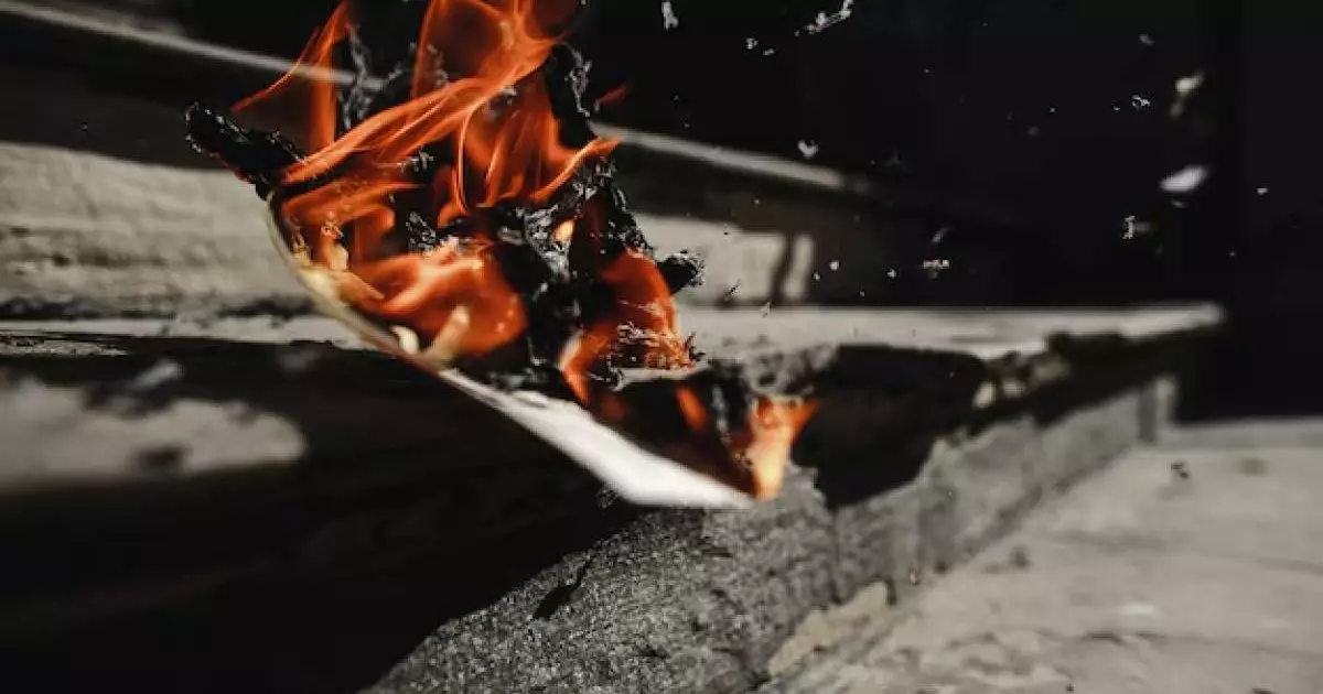  700-ден астам адамды қораға қамап, тірідей өртеген 