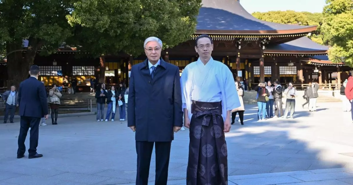   Қасым-Жомарт Тоқаев Мейджи Джингу ғибадатханасына барды   