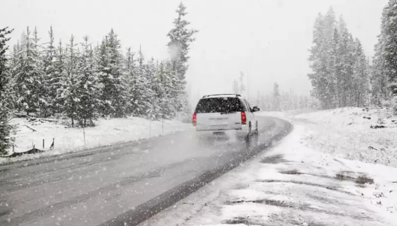 Таксист бросил пассажиров на трассе в метель в Экибастузе