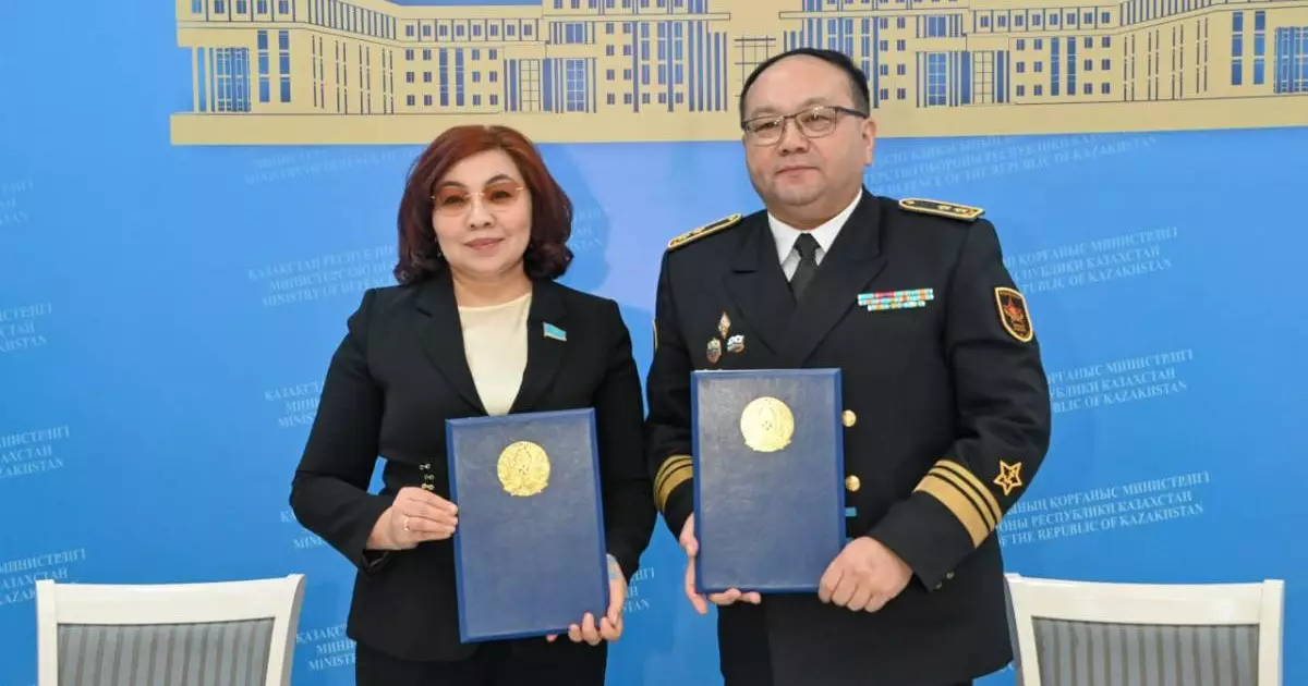  Бас редакторлар клубы мен Қорғаныс министрлігі ынтымақтастық туралы меморандумға қол қойды 