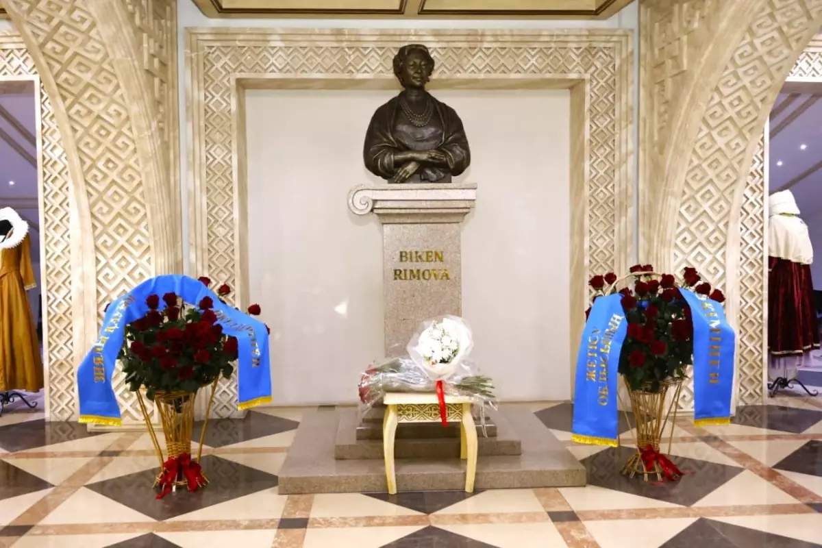 В Жетісу отметили присвоение академического статуса театру имени Бикен Римовой