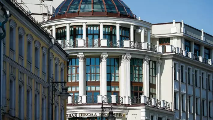 Более 30 студентов ВШЭ из Узбекистана оказались по угрозой выдворения из РФ