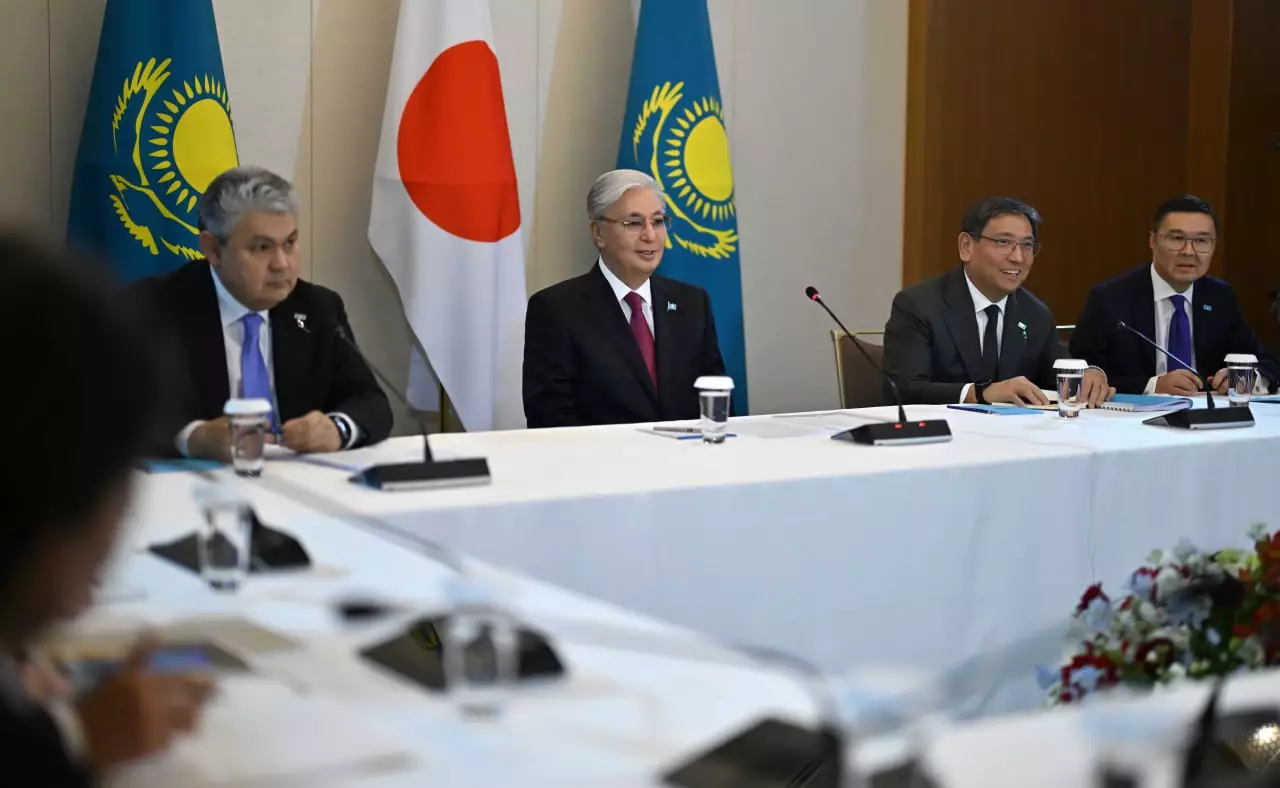 Токаев встретился с Японской парламентской лигой дружбы с Казахстаном