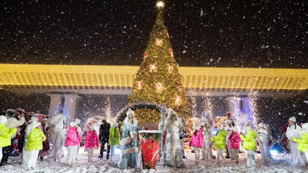 Новогодние ёлки в Алматы: когда и где зажгут