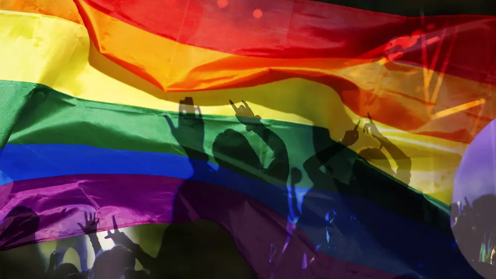 Сенат депутаттары ЛГБТ-ны насихаттауға тыйым салатын заңды қабылдады