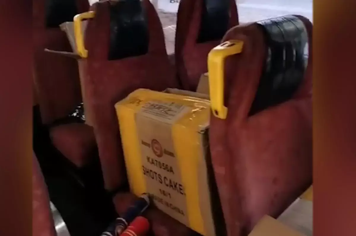 Павлодарда пиротехниканы шағын автобуста сатқандар анықталды