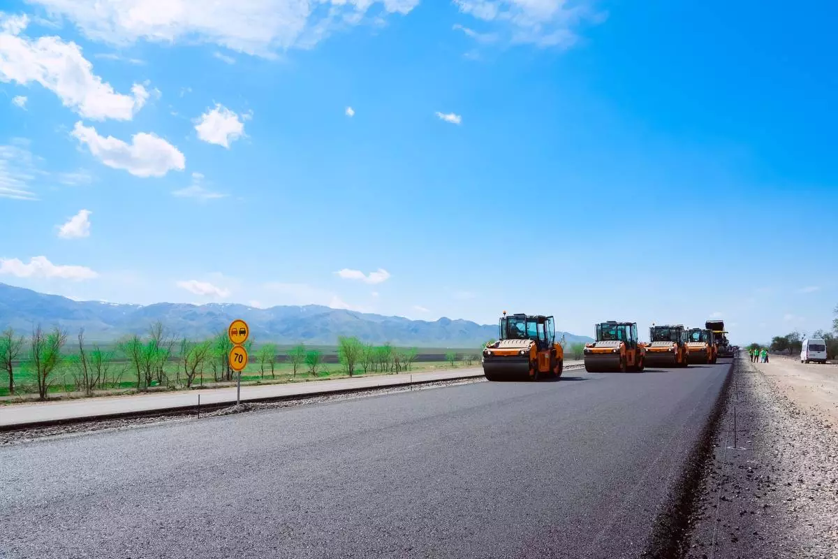В Казахстане впервые утверждены единые межремонтные сроки для автодорог