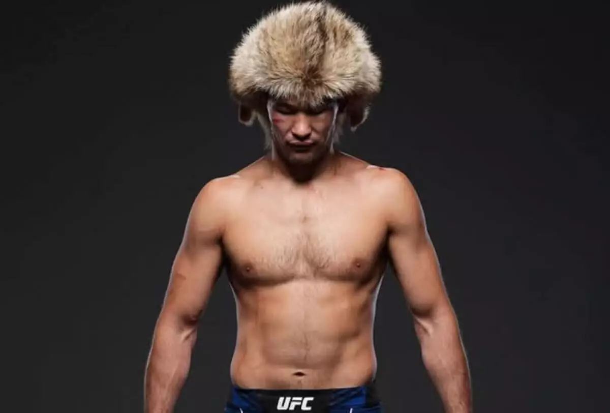 Полмиллиона за нокаут: дерзкий вызов Рахмонову от Бакли всколыхнул UFC