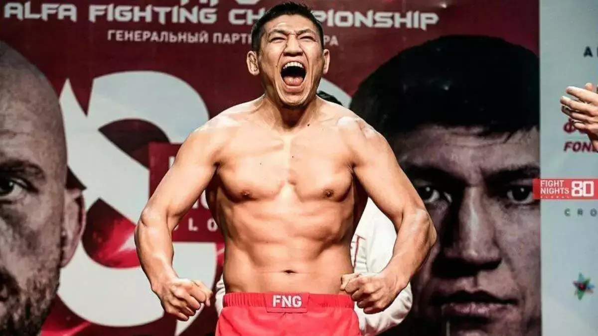 Қуат Хамитов Мәскеудегі ACBJJ20 турнирінде жұдырықтасты (ВИДЕО)