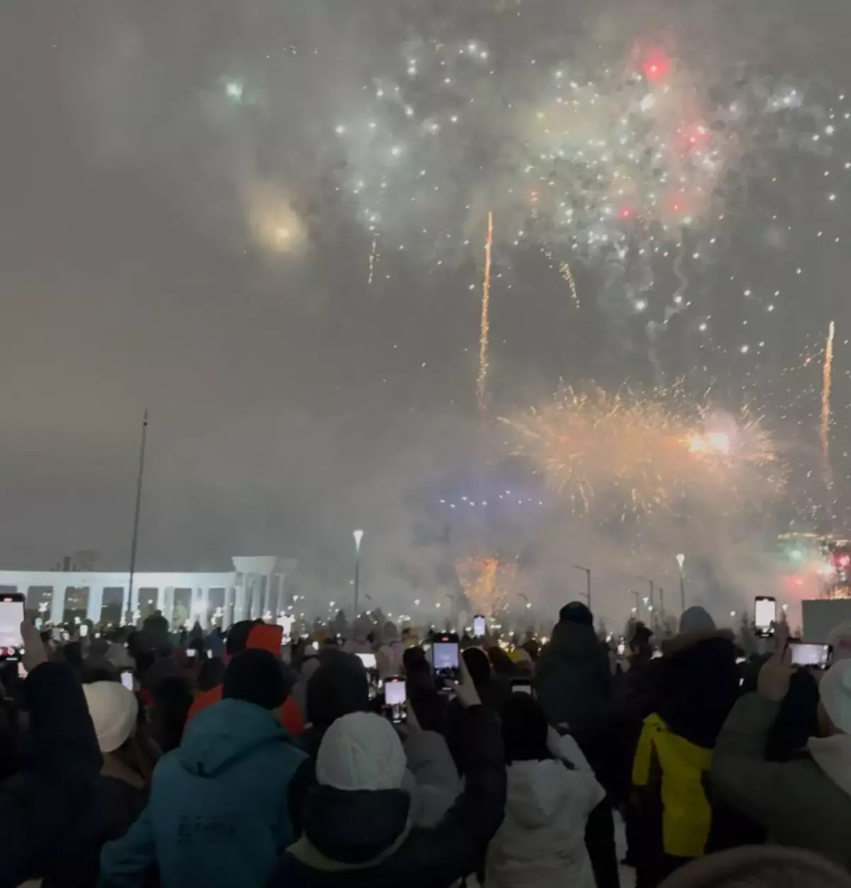 Какое наказание ждет казахстанцев за фейерверки и салюты