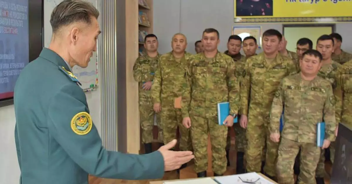  Құрлық әскерлерінің әскери институтында Бауыржан Момышұлы атындағы оқу сыныбы ашылды 