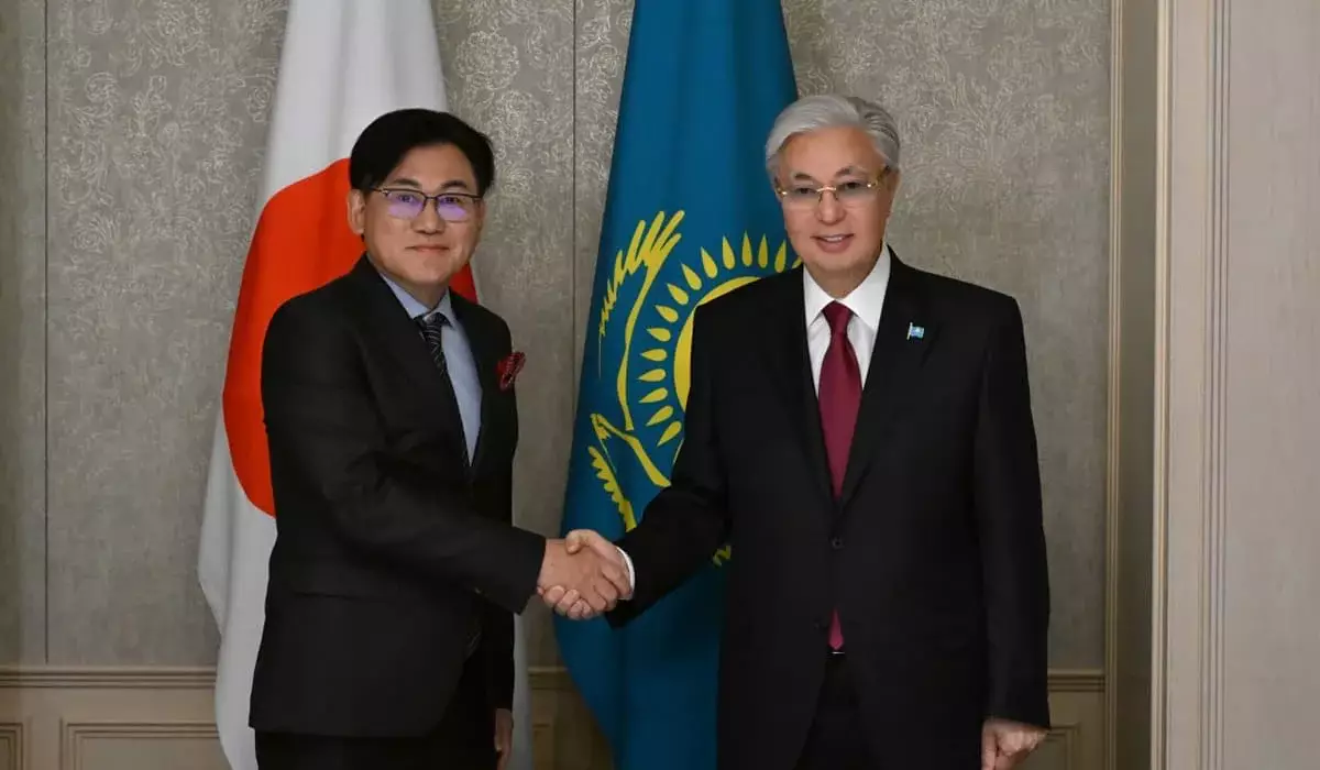 Токаев встретился с основателем Rakuten Group Хироши Микитани