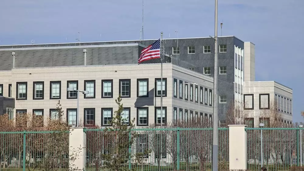 Посольство США объявило о новых возможностях для молодых казахстанцев