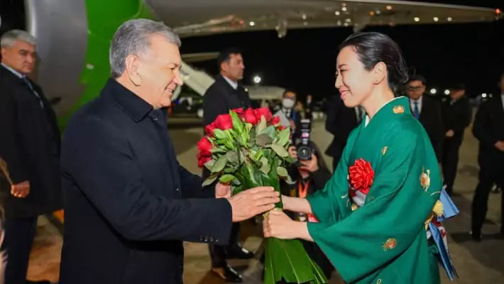 Президент Узбекистана прибыл в Японию