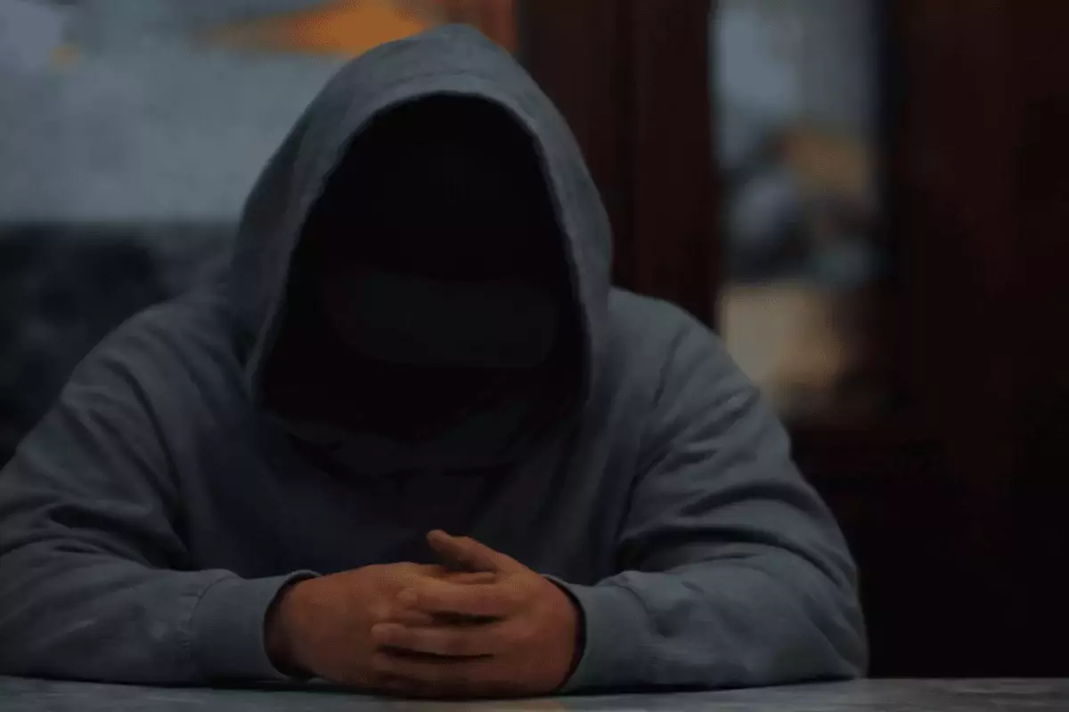 Вслед за «Человеком в маске» в Казахстане появился «Странник в маске»