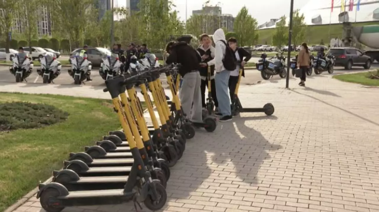Электросамокаты в Казахстане официально признаны транспортом