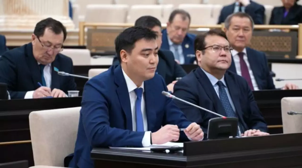 Сенат одобрил Закон об ограничении противоправного контента