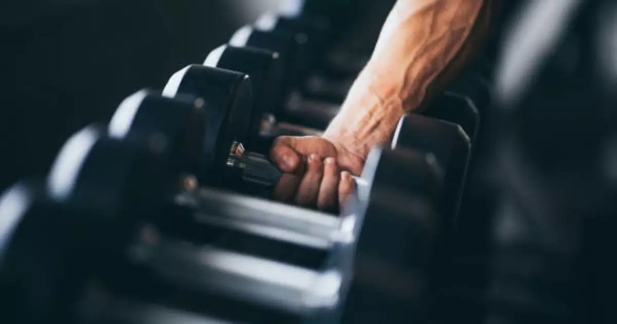  Адамның күш-қуаты қай жаста шарықтау шегіне жетеді? 