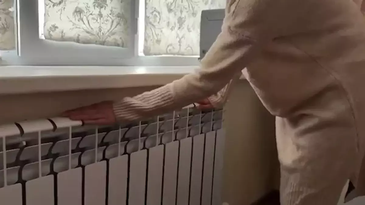 Сәтбаев қаласының тұрғындары жылуға жарымай отыр