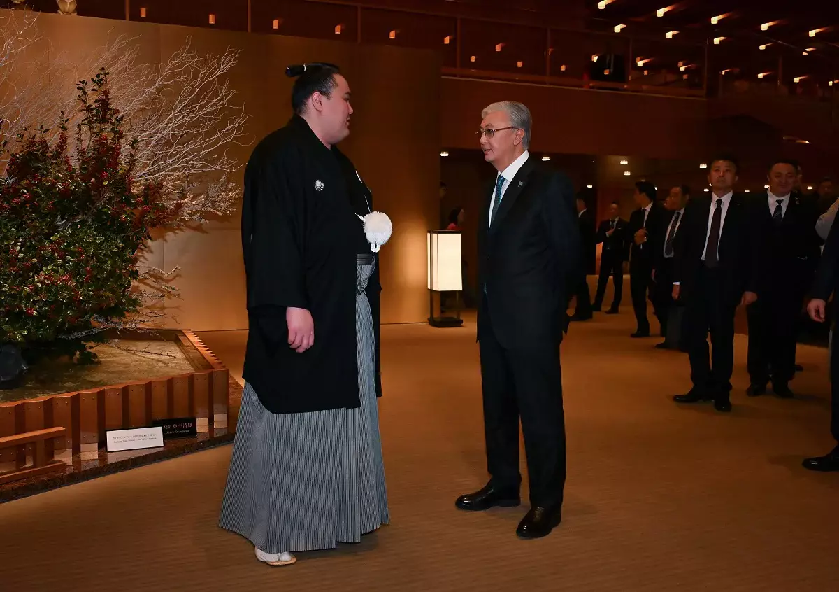 Токиода Президент кәсіпқой сумошы Ерсін Балтағұлмен кездесті