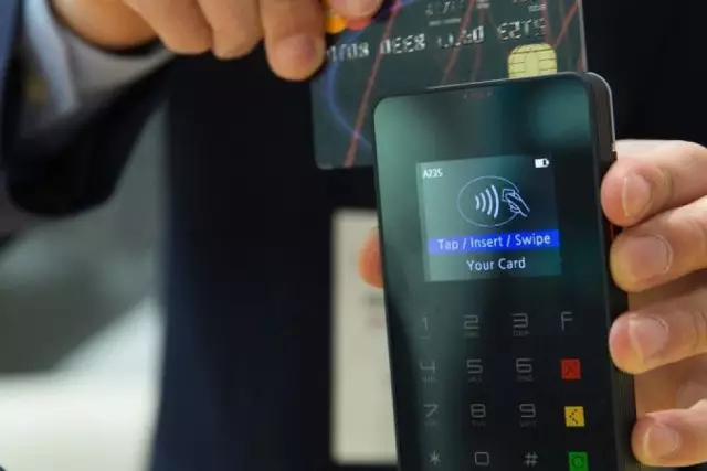 «Egov қызметкерлерімен» сөйлесемін деп 5 млн теңгесінен айырылып қалды