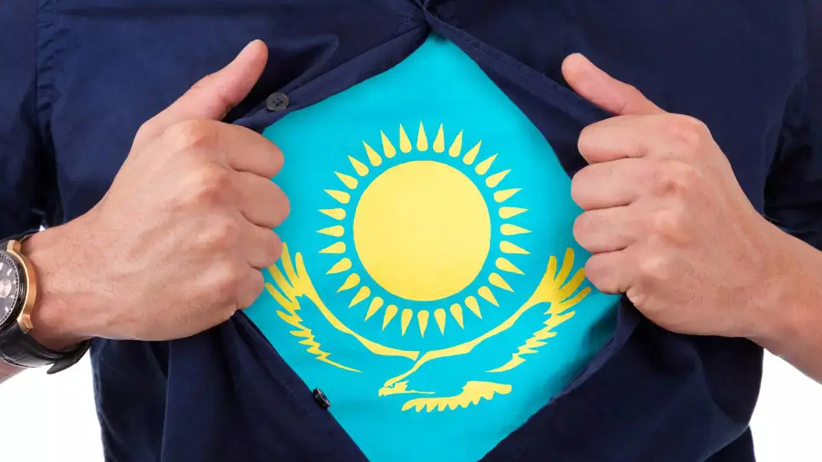 Минкультуры объяснило, что действительно можно делать с флагом Казахстана - новости на Lada.kz 18.12.2025