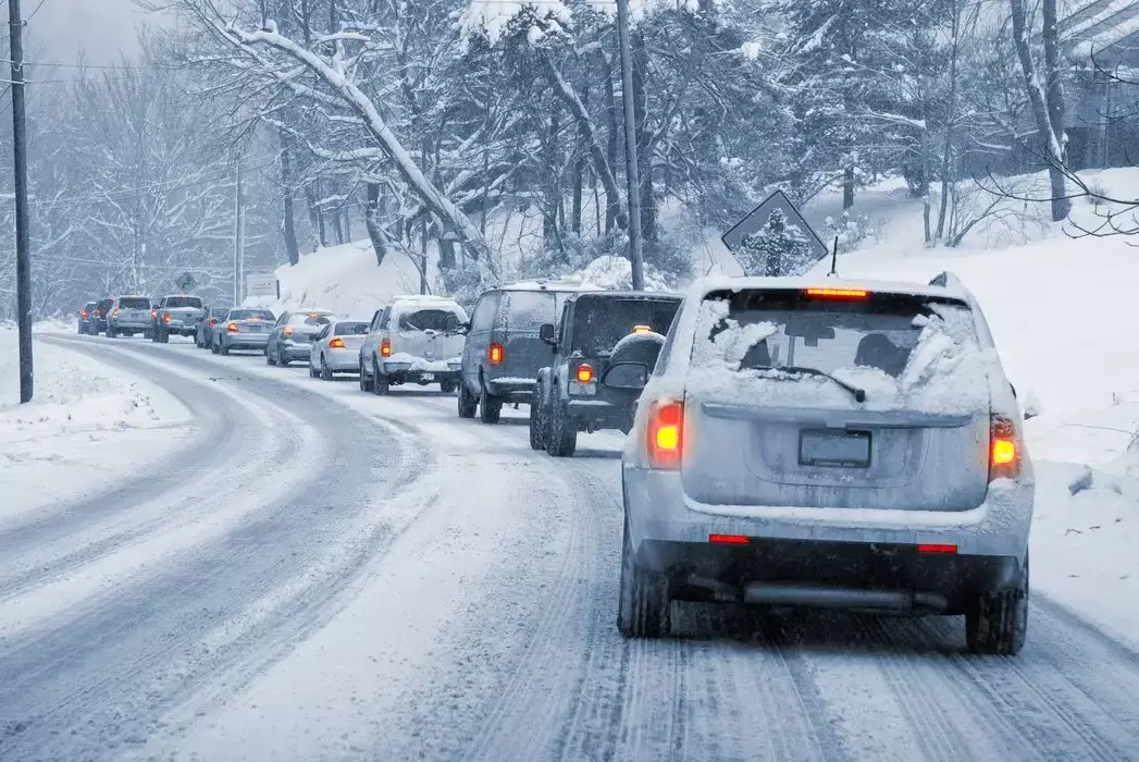 В двух регионах Казахстана ограничили движение на республиканских трассах