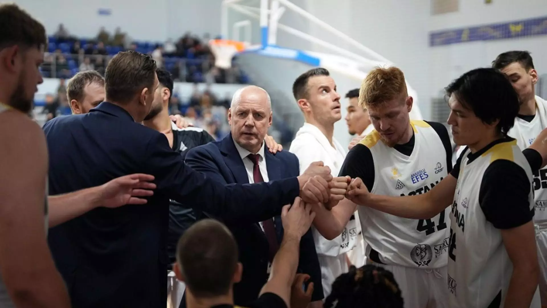 «Астана» одержала крупную победу и вышла на второе место в WASL