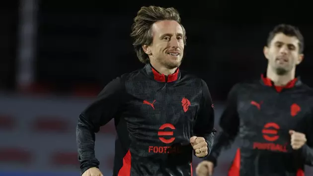 "Милан" "отказался" от Модрича и лишился первого титула в сезоне