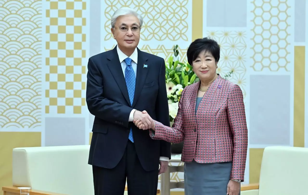 Токаев встретился с губернатором Токио