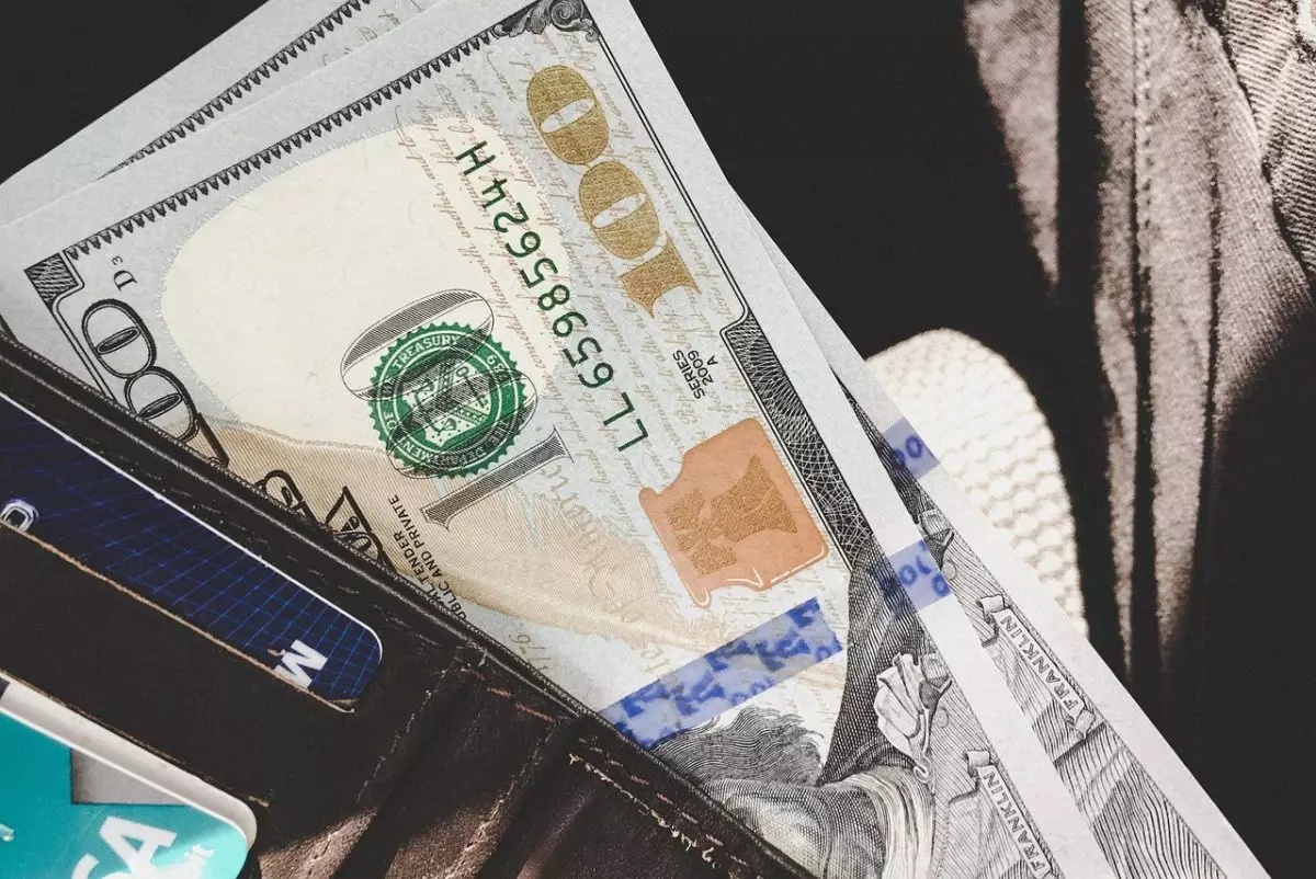 Доллар в Алматы, Астане и Шымкенте: где самый выгодный курс