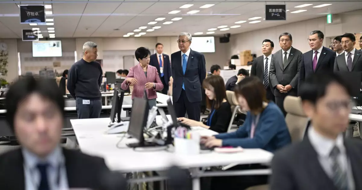   Мемлекет басшысы Токионың Төтенше жағдайлар жөніндегі ахуалдық орталығына барды    