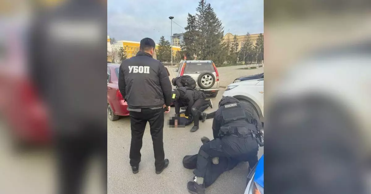  Оралда 4 млн теңгеден астам қаражат бопсалаған күдікті ұсталды 