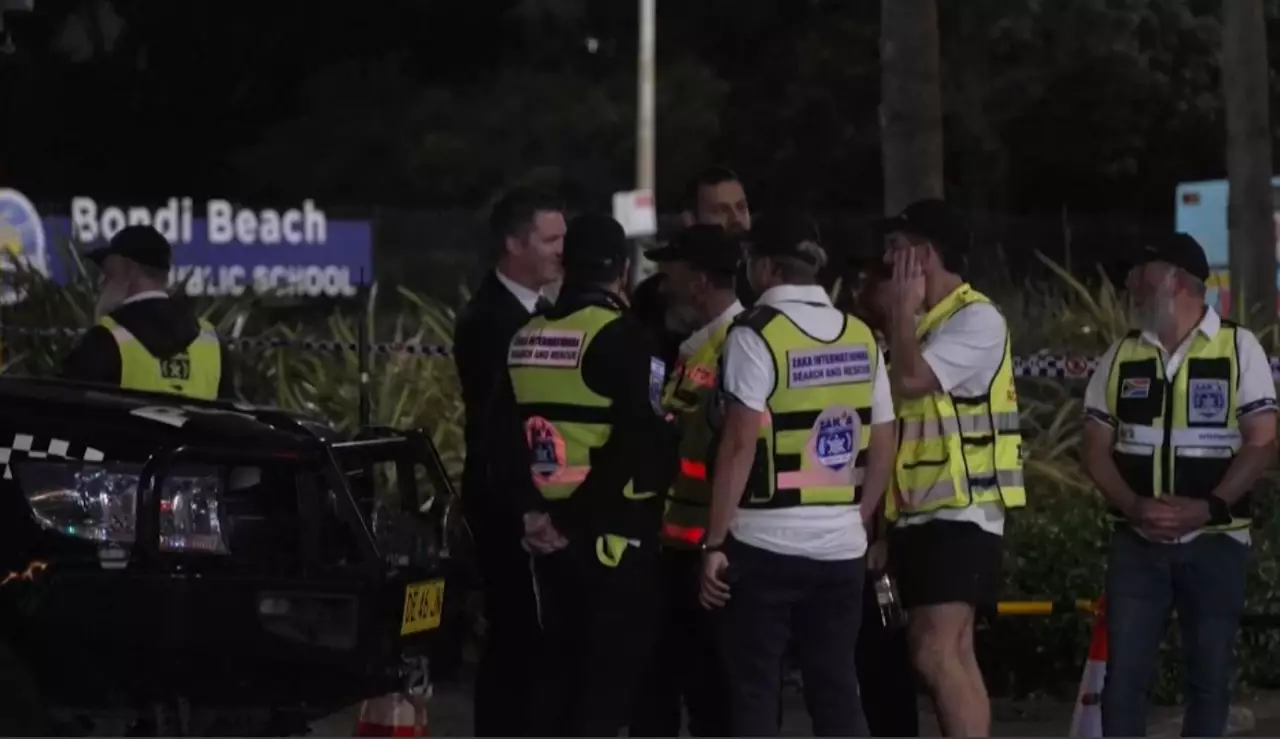 Австралия пересмотрит работу спецслужб