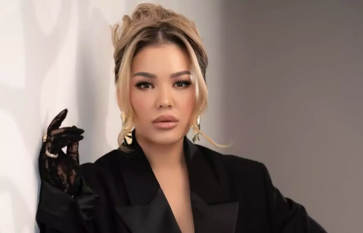 О чем мечтает Макпал Исабекова: певица ответила фанатам