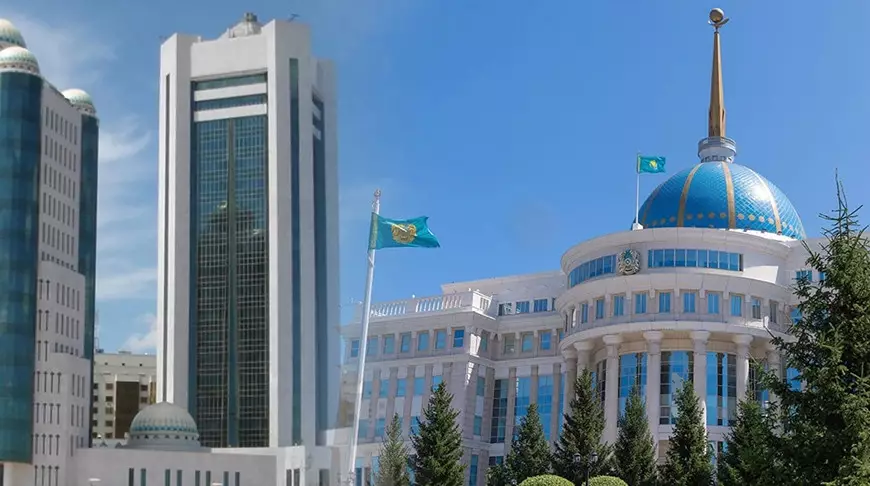 Парламент Казахстана принял закон о запрете пропаганды ЛГБТ.