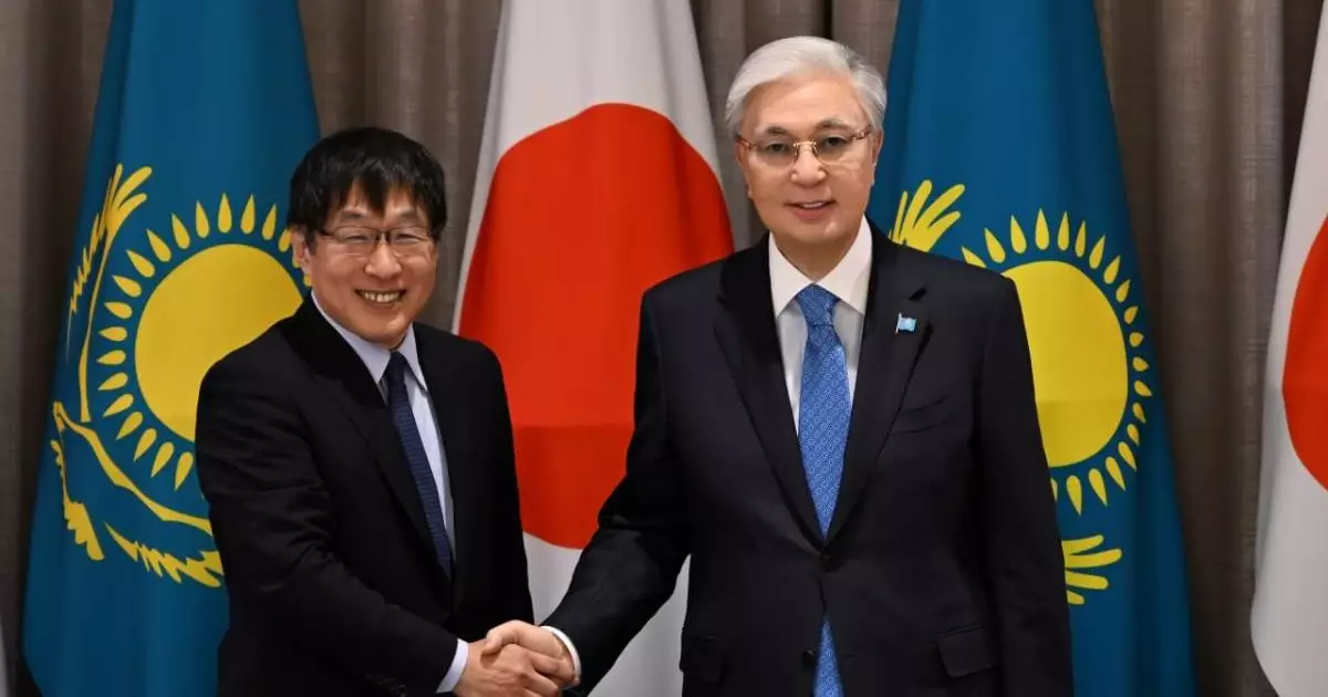  Мемлекет басшысы JOGMEC төрағасы Ичиро Такахаруды қабылдады 