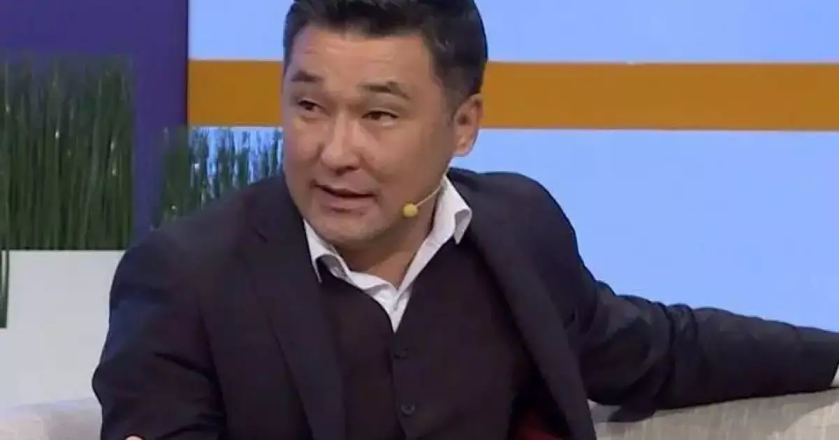  Алмат Сақатов: Мен де сырға тағып, шаш бояғанмын 