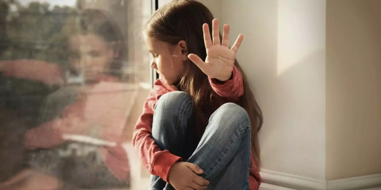 "Әкесінен зорлық көріп келген": Павлодардағы 10 жасар қыздың оқиғасы туралы сұмдық ақпарат шықты