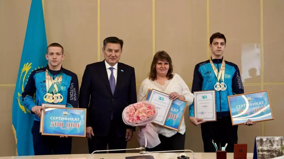 ШҚО-да жасөспірімдер арасындағы V Азия параойындарының жеңімпаздарына құрмет көрсетілді