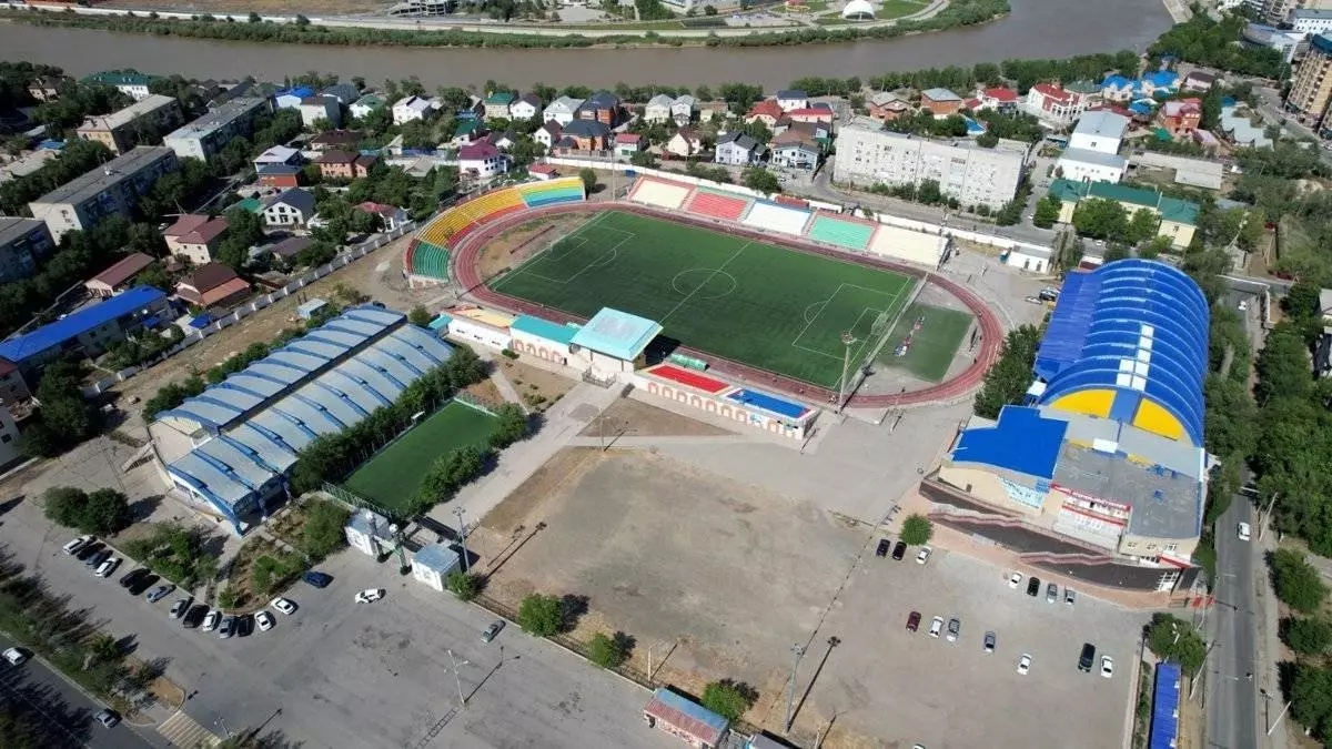 КФФ лишит домашних стадионов футбольные клубы с плохим полем