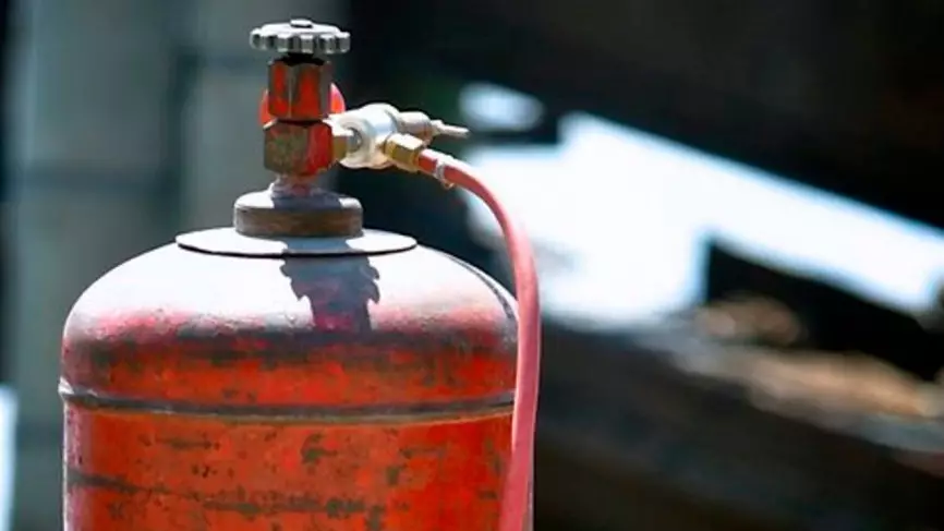 "Кішісі екі-ақ жаста". Оралда бір отбасыдағы бес баласы газдан уланып ауруханаға түсті