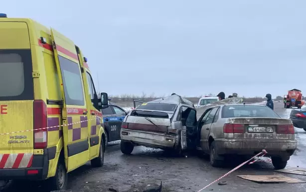 Двое погибли в ДТП на трассе ЗКО