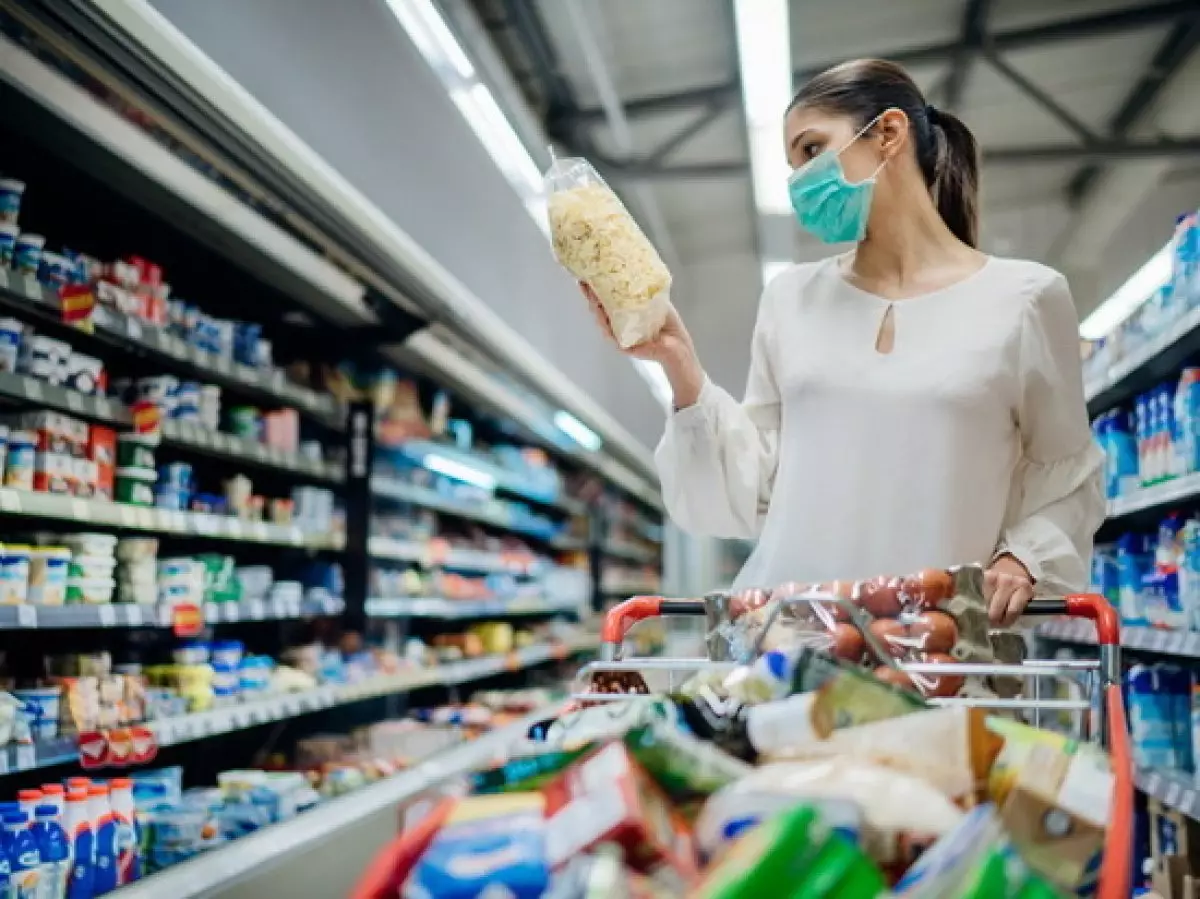 Работают за еду: жители двух регионов Казахстана тратят на продукты более 60% доходов