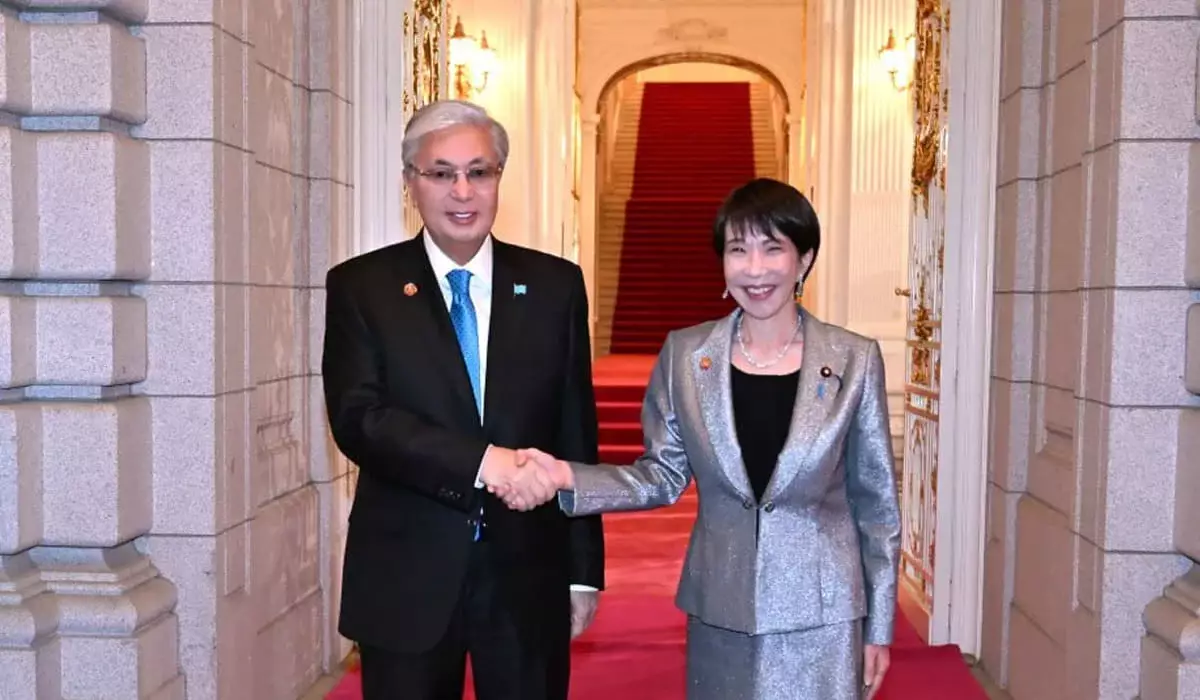 Токаев прибыл во дворец Акасака в Токио (ВИДЕО)