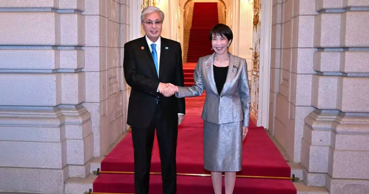  Президент Жапониядағы Акасака мемлекеттік сарайына барды 