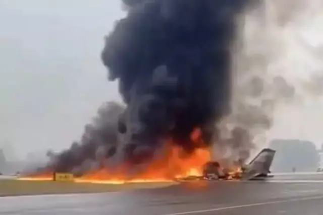 АҚШ-та жеке ұшақ қонар кезде апатқа ұшырады: қаза тапқандар бар