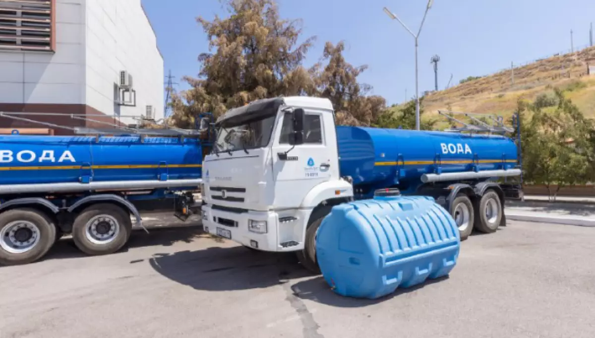 Казахстан начинает борьбу с "черным рынком" воды