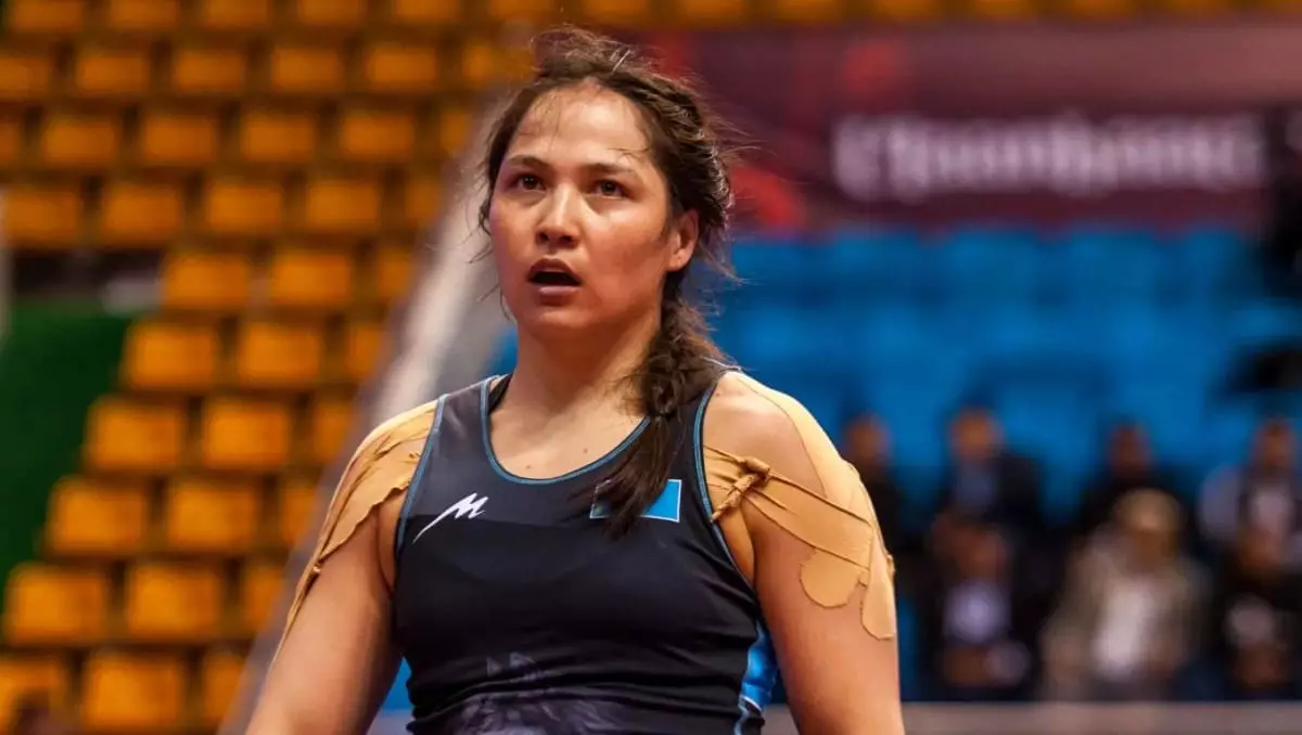 Қазақстандық чемпион амалсыздан мүлкін сатуға қойды